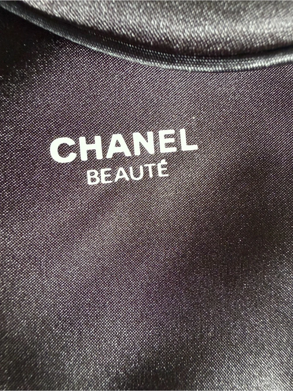 Chanel Beauté Black Satin Sleep Mask & Pouch Set